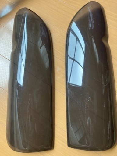 ハイエース用社外テールランプとスモークカバーセット