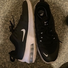 ナイキエアマックススニーカー25センチの画像