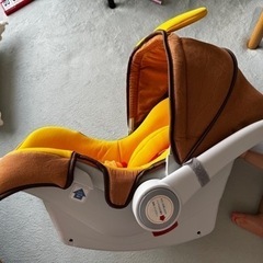 子供用品 ベビー用品 チャイルドシートの画像