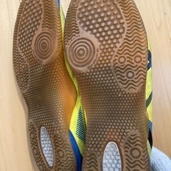 【asics】26cm　フットサルシューズの画像