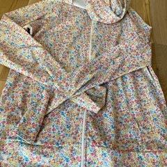 ラッシュガードの画像