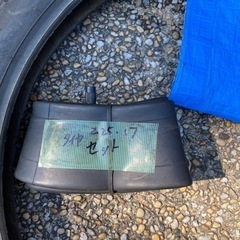 車のパーツ タイヤ、ホイールの画像