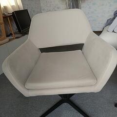 回転する椅子２脚　低反発座面の画像
