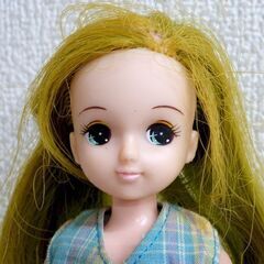 リカちゃん キャンディ カラーチェンジ きらちゃん グリーン×イエローの髪　人形　ドール　レア　☆ PayPay(ペイペイ)決済可能 ☆ 札幌市 豊平区 平岸 平岸店の画像
