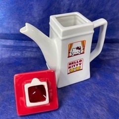 【未使用品】《Hellow Kitty》ミルクPOTの画像