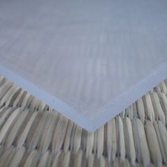 ■無料で差し上げます。■プラスチック板 8枚セット 655×475mm 厚み4mm すりガラス風 プラ板 アクリル?の画像