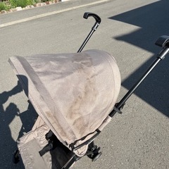 トイザらスB型ベビーカーの画像