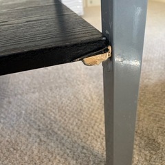 ガラスローテーブルの画像