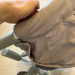 【値下げしました】 inglesina イングリッシーナ　トレイ付テーブル チェア　食事用椅子の画像