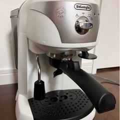デロンギ エスプレッソマシン EC-221Wの画像