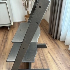 【取引対応中】ストッケ・トリップトラップ(ストームグレー)の画像