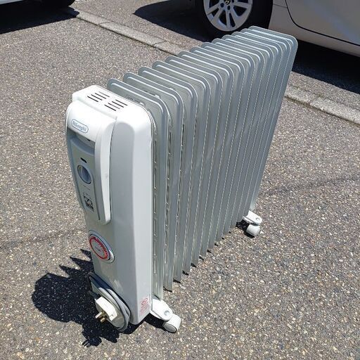 デロンギ 200v 2300w 771423e