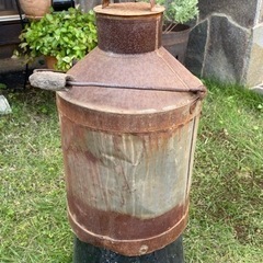 古いミルク缶 アンティーク ガーデニング