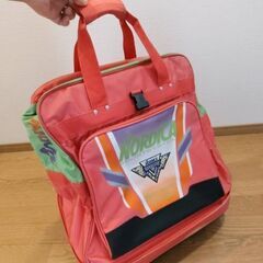 古いスキーバッグです。