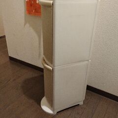 分別ゴミ箱2段スリム　差し上げます