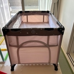 ベビーベッド、プレイヤード