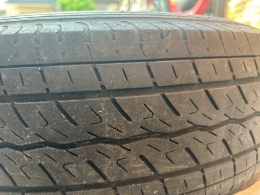車のパーツ タイヤ、ホイール
