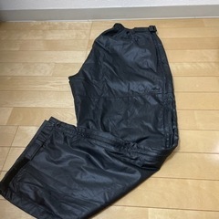 ゴルフパンツ　黒