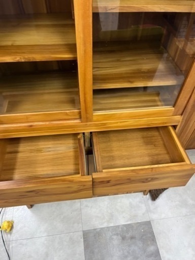 unico　高級家具  食器棚