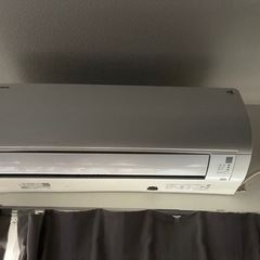 DAIKIN ルームエアコン　18畳用
