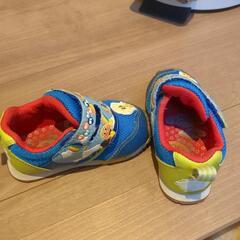 アンパンマンシューズの画像
