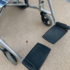 【中古・美品】シンプル　車椅子　チェック柄の画像