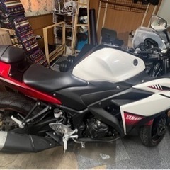 【超美品】バイク YAMAHA　YZF-R25の画像