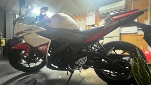 【超美品】バイク YAMAHA　YZF-R25