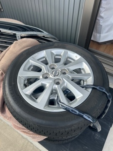 Ｂ２１Ａ日産デイズルークス純正14インチ　タイヤ使用可能