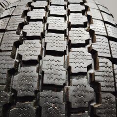 BS BRIDGESTONE BLIZZAK W965 235/50R13.5 102L LT 13.5インチ スタッドレス 2本 バリ溝 小型トラック マイクロバス等　(KTL080)の画像