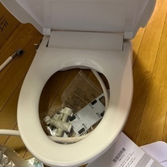 水洗浄便座 シャワートイレ 水圧式 の画像