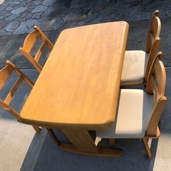 【取引決定】ニトリ　ダイニングテーブル　イス　家具 ダイニングセット