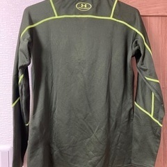 アンダーアーマー　トレーニングウェアの画像