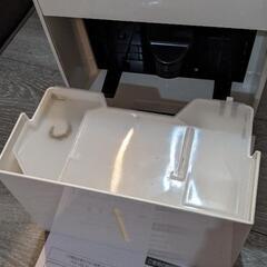 除湿機　IJC-J56-W