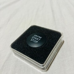 TOYOTA 純正品　エンジンスタートボタン