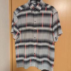 【受渡確定済】モダンTシャツの画像