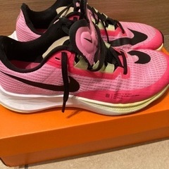 NIKEナイキズームライバルフライ3　25センチ