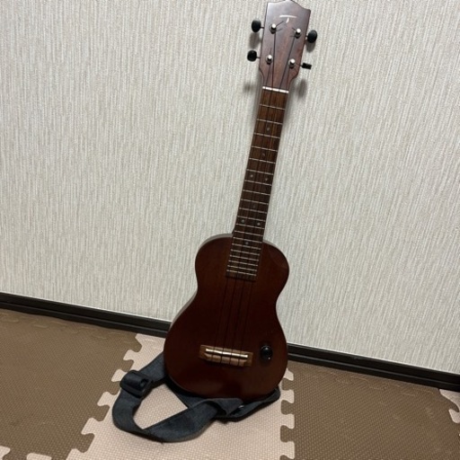 エレキウクレレ