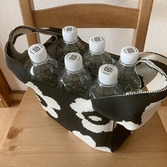 花柄ニットバッグの画像