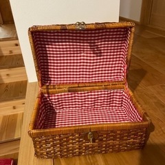 バスケット　かごの画像