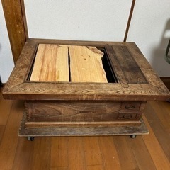 インテリア　デトロ　年代物家具　テ一ブルの画像