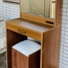 家具 オフィス用家具 机「化粧机椅子セット」の画像
