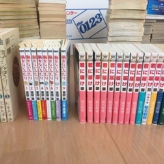 マンガまとめ売り100冊くらい