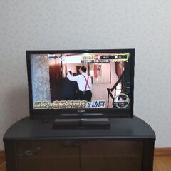 SONY　BRAVIA　32型　2009年製とテレビ台