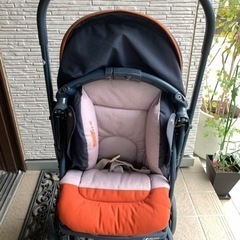 再値下げ！コンビ　ベビーカー　combi  チャイルドシート　希...