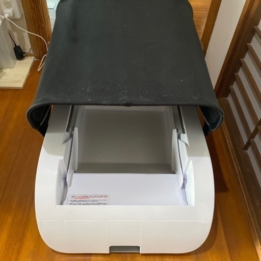 値下げ中　
自動猫トイレ