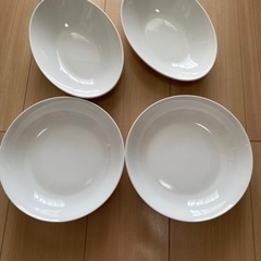 【お譲り先決定】食器 4枚まとめ売り