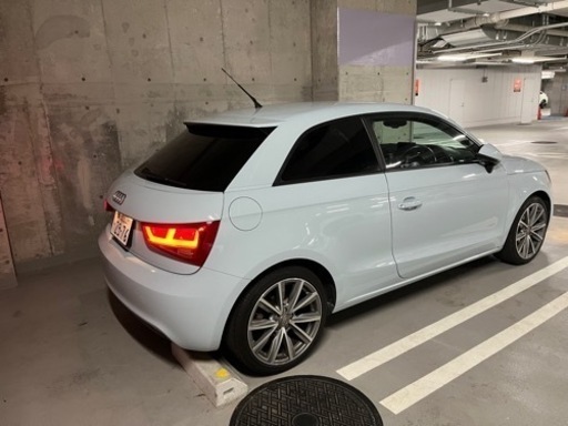 車のパーツ Audi a1