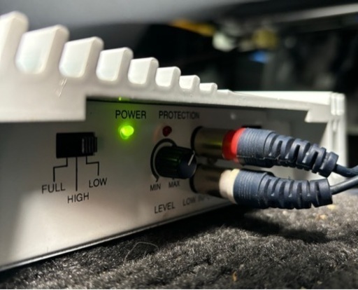 商談中】パワーアンプ BOSS AUDIO SYSTEM AVA-600TR 600w (Dolphin