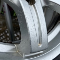 車のパーツ タイヤ、ホイールの画像